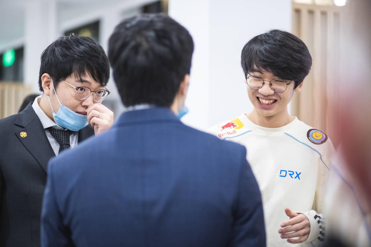 九游娱乐-包含JackeyLove关键节点挺进下一轮，DWG带队取胜！的词条-九游娱乐