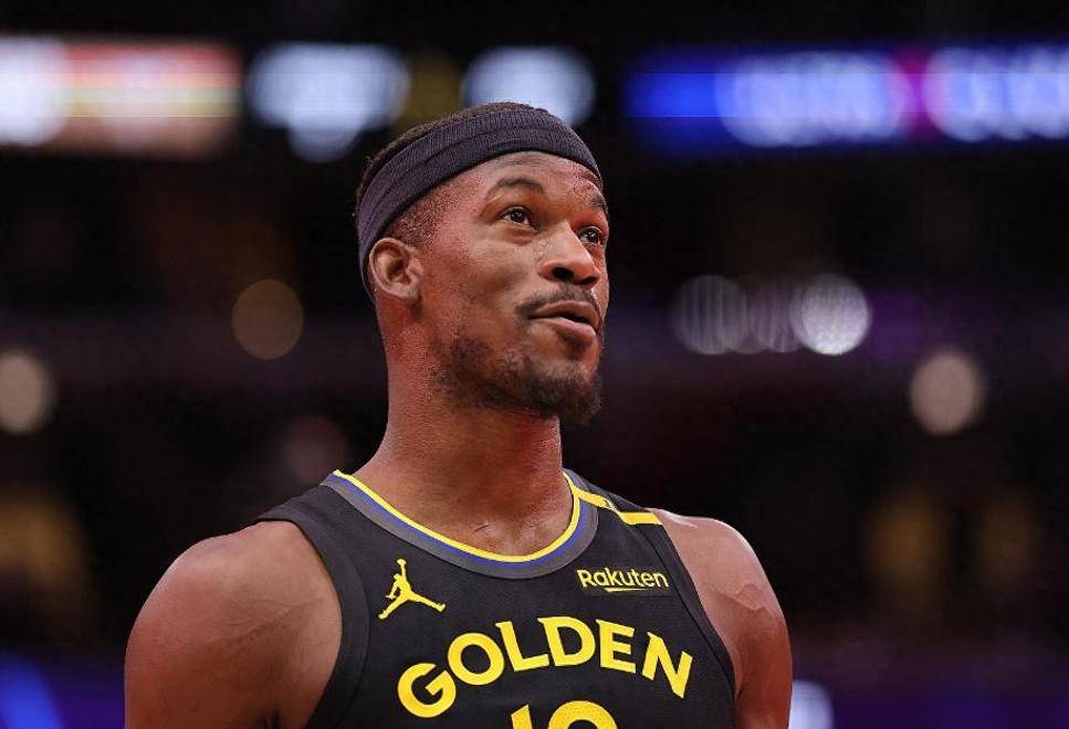 九游体育入口-巴特勒在法国队比赛中出色防守，高光表现引发热议！-九游体育入口