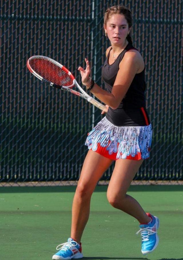 九游娱乐-莎拉波娃新星高光表现表现惊艳，拜仁未来可期！-九游娱乐